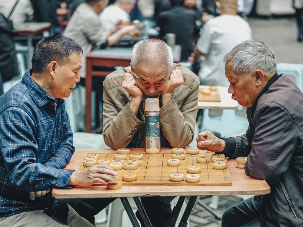 spectator von Peter Yang