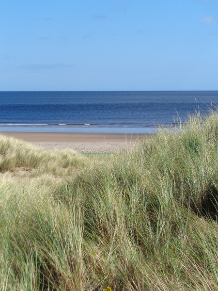 DURHAM COAST No.1 von Peter Hugo  McClure