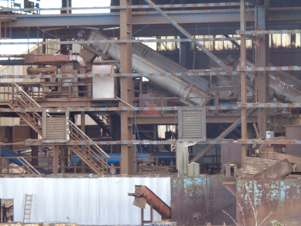 HARTLEPOOL DECONSTRUCTION von Peter Hugo  McClure