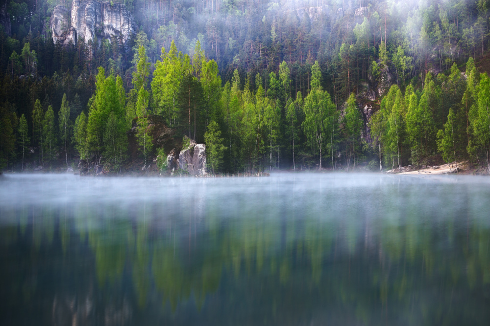 Magical Morning Lake von Petr Poppl