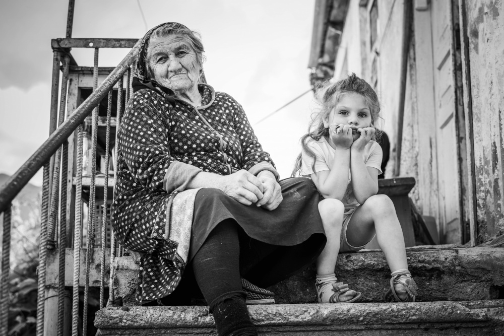 On the stairs von Radana Kucharova