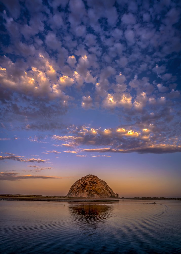 The Early Morning Clouds in Morro Bay von Raymond Ren Rong Liu