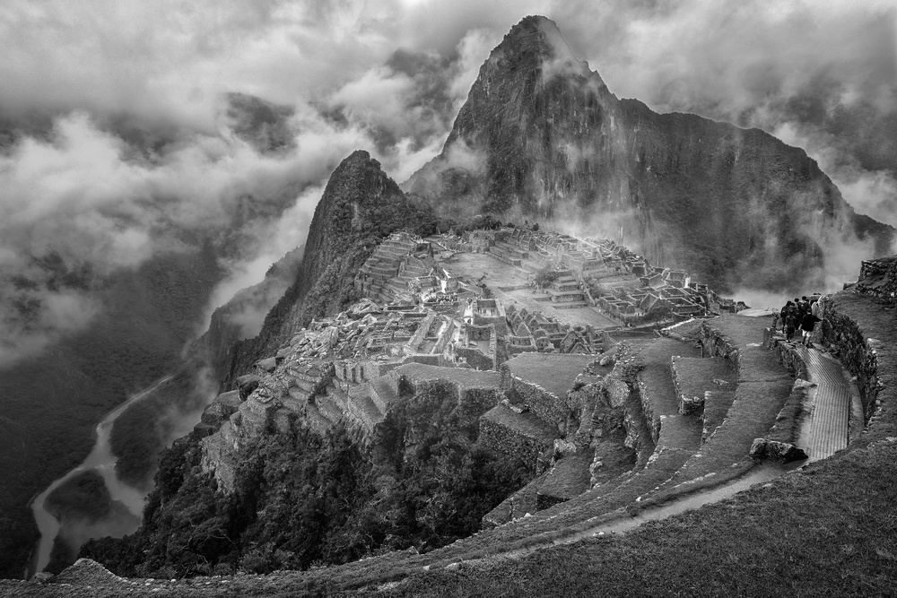Fog in the Machu Picchu von Richard Huang