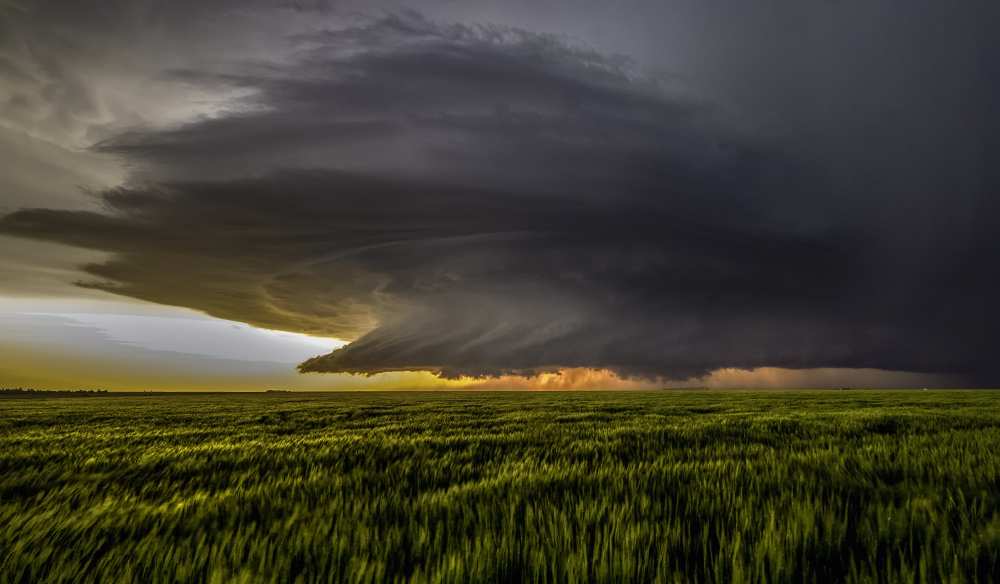 Storm at Sunset von Rob Darby