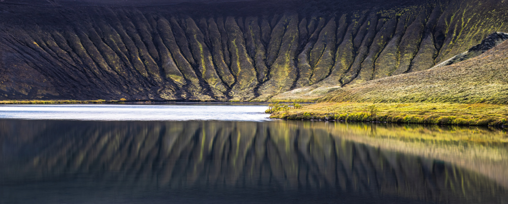 A Saucerful of Rivulets von Robert Bolton