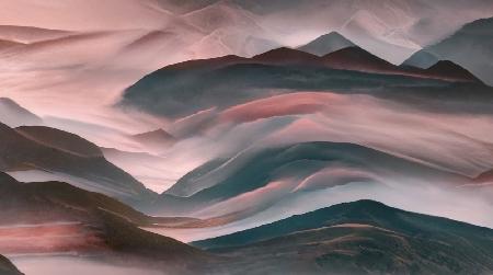 A foggy mountain dreamscape