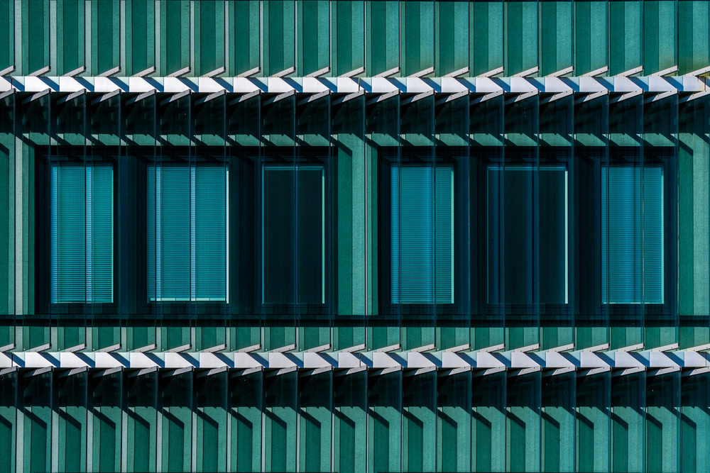 " = " von Rolf Endermann