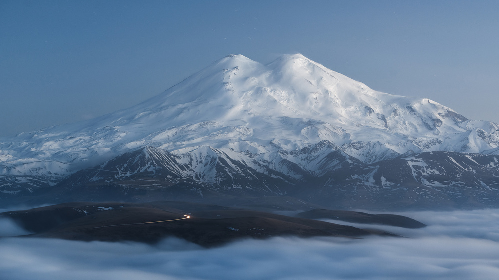 Elbrus von Rostovskiy Anton