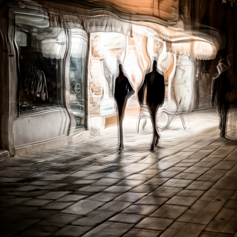 strolling along in Venice von Roswitha Schleicher-Schwarz