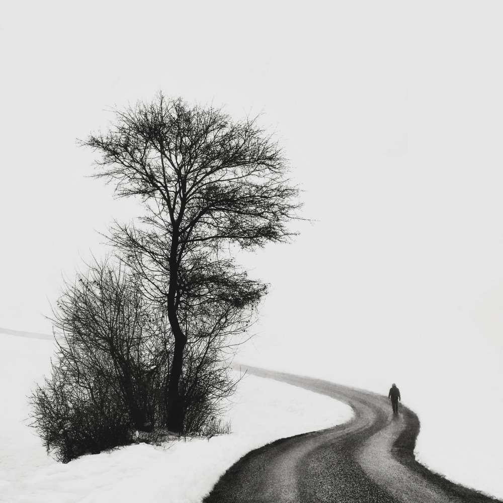 Follow the silence von Samanta