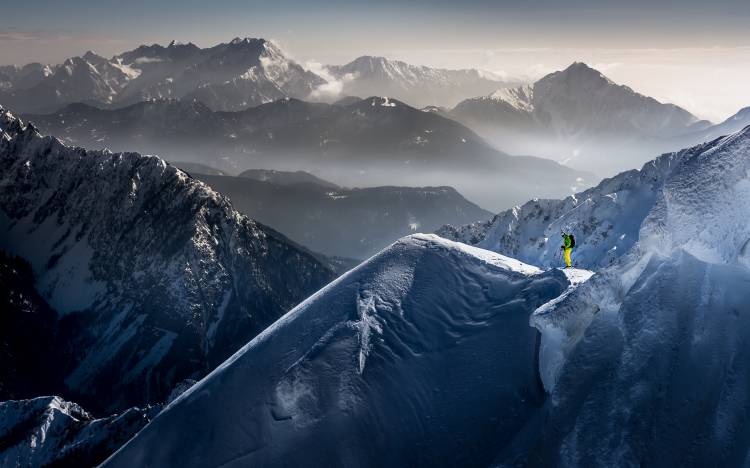 Silent Moments before Descent von Sandi Bertoncelj