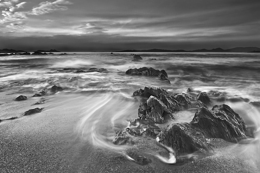 La rompiente von Santiago Pascual Buye