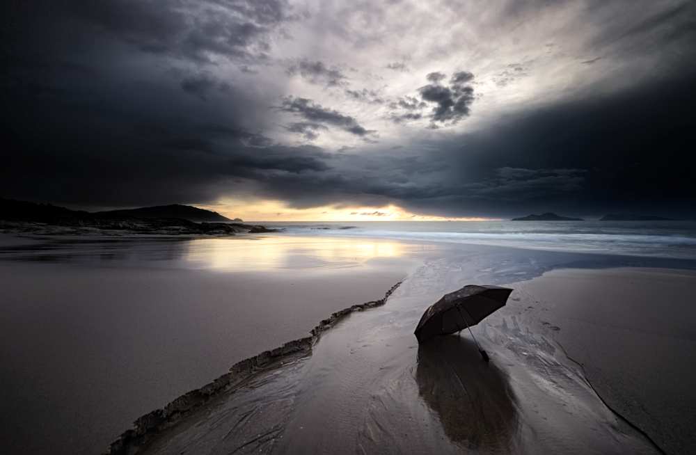 Rainy sunset von Santiago Pascual Buye