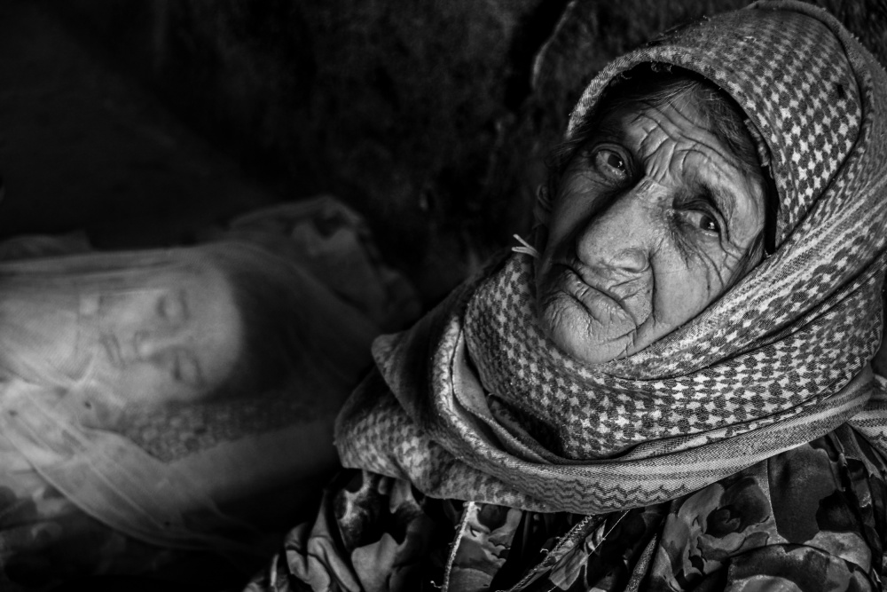 Grandma and grandson von Sayed Baqer Alkamel