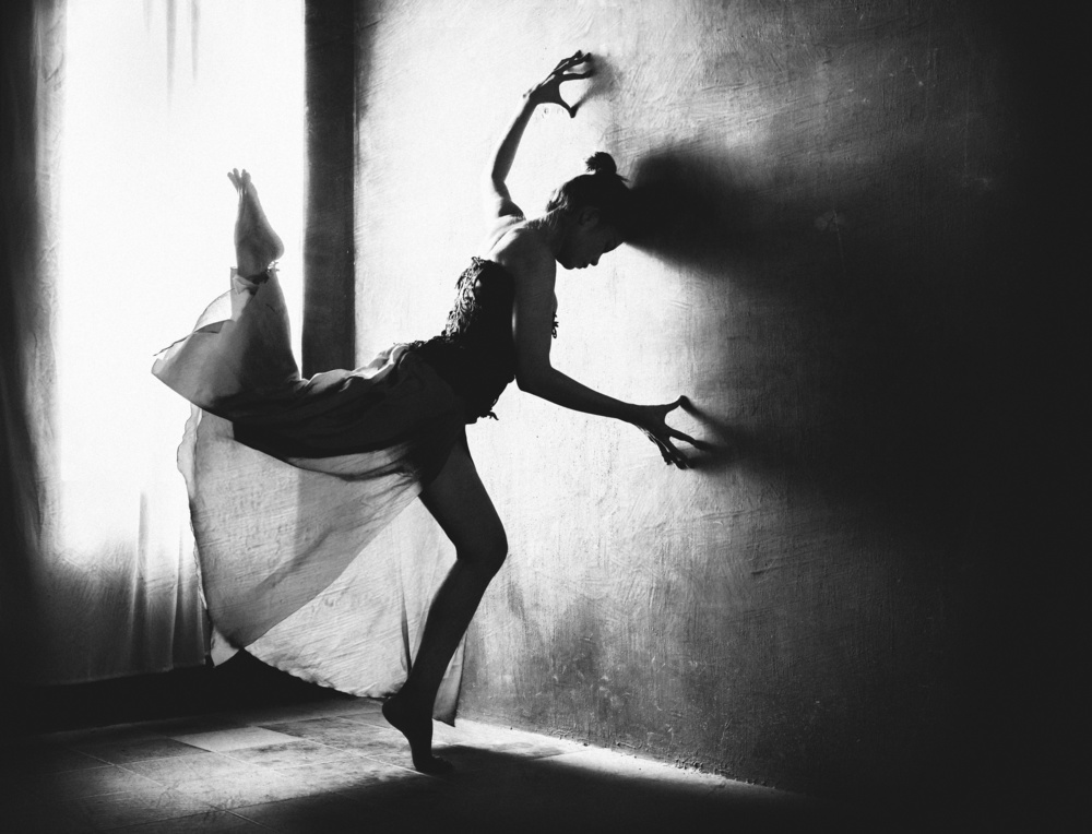 The Scorpion Dance von Sebastian Kisworo