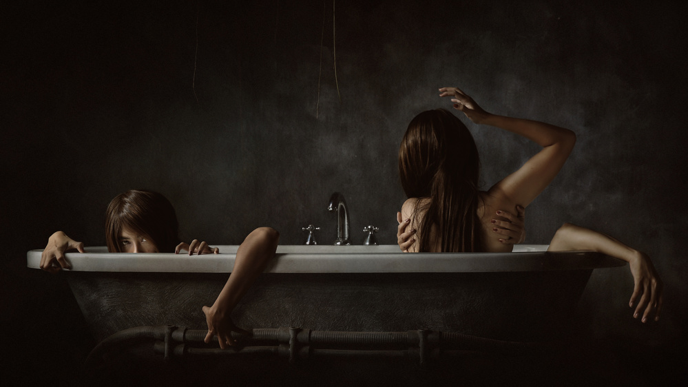 Shower with me von Sebastian Kisworo