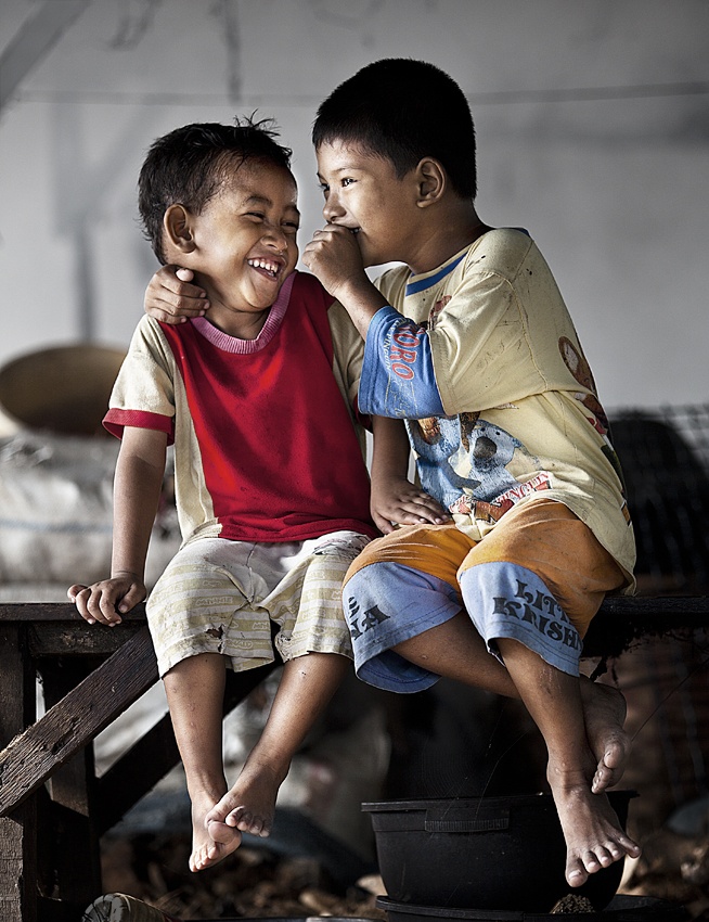 Don\'t tell the photographer I am passing gas :D von Sebastian Kisworo