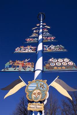 MAIBAUM von Sefa Ugurlu