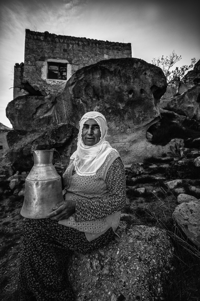 Untitled Portraits von Sefa Yamak