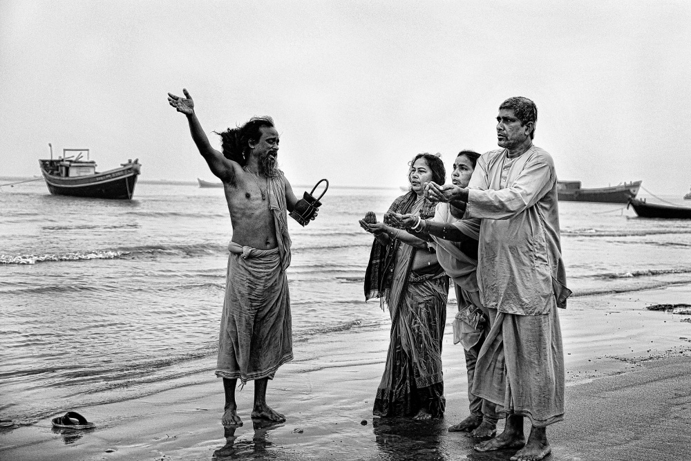 The Guide von Shaibal Nandi