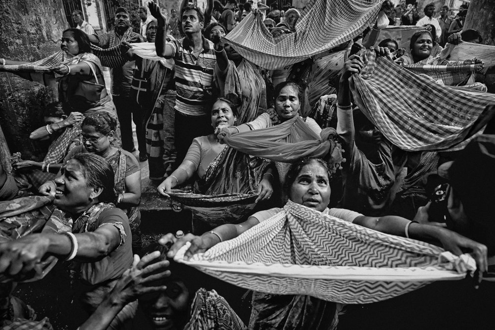 Begging to Almighty von Shaibal Nandi