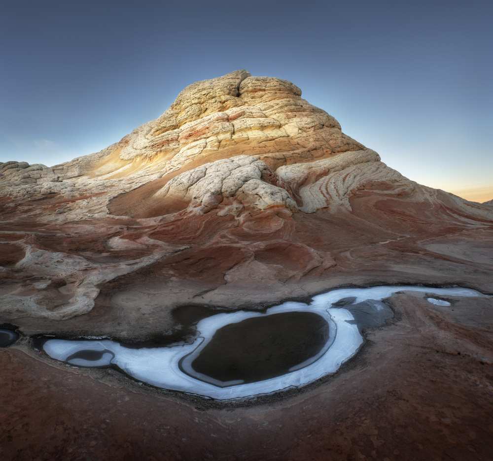 Alien planet - Ice pocket von Shenshen Dou