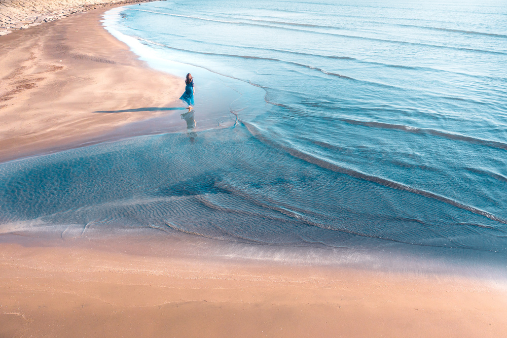 Remember blue beach von silkandfire