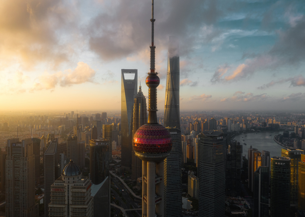 Above the sky von Steve Zhang