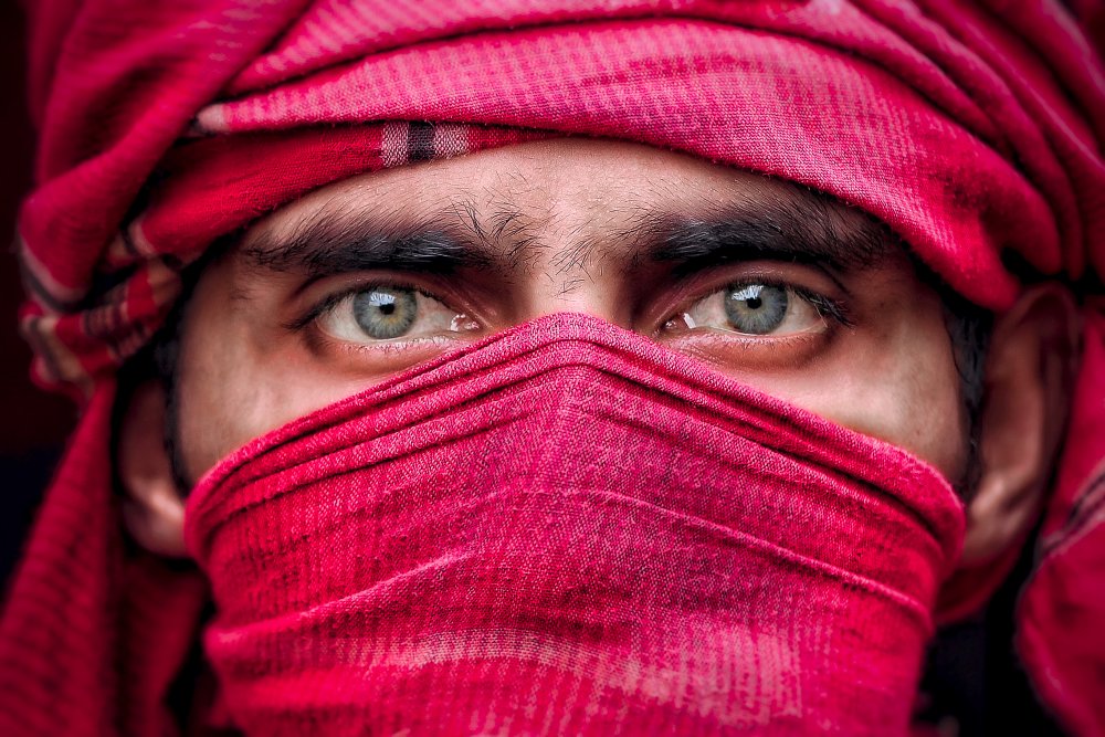 The Eyes von Sujon Adikary