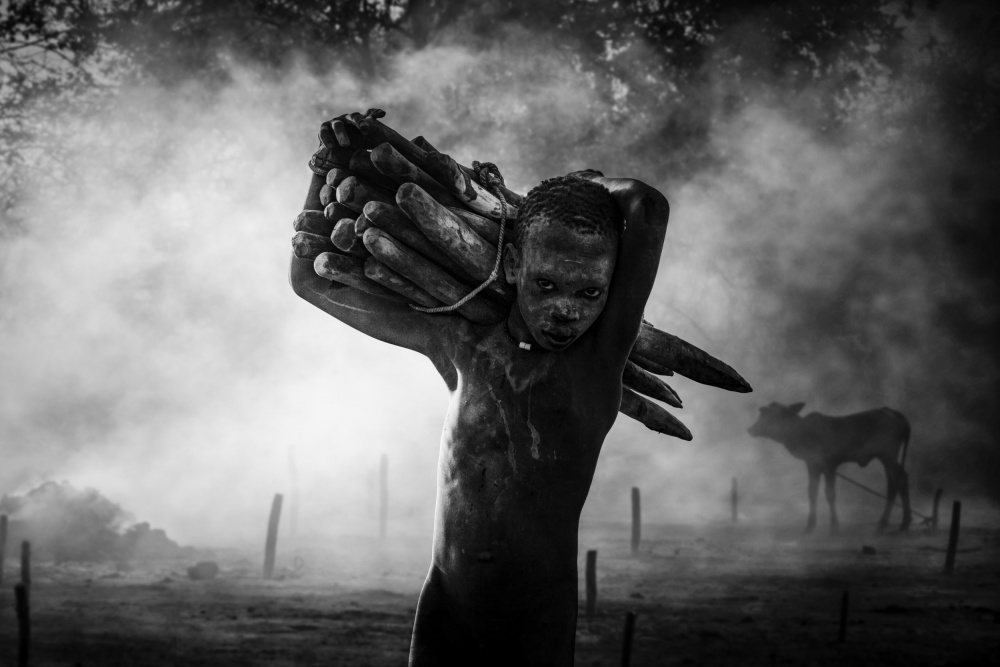 The lives of the children of Mundari, South Sudan von Svetlin Yosifov