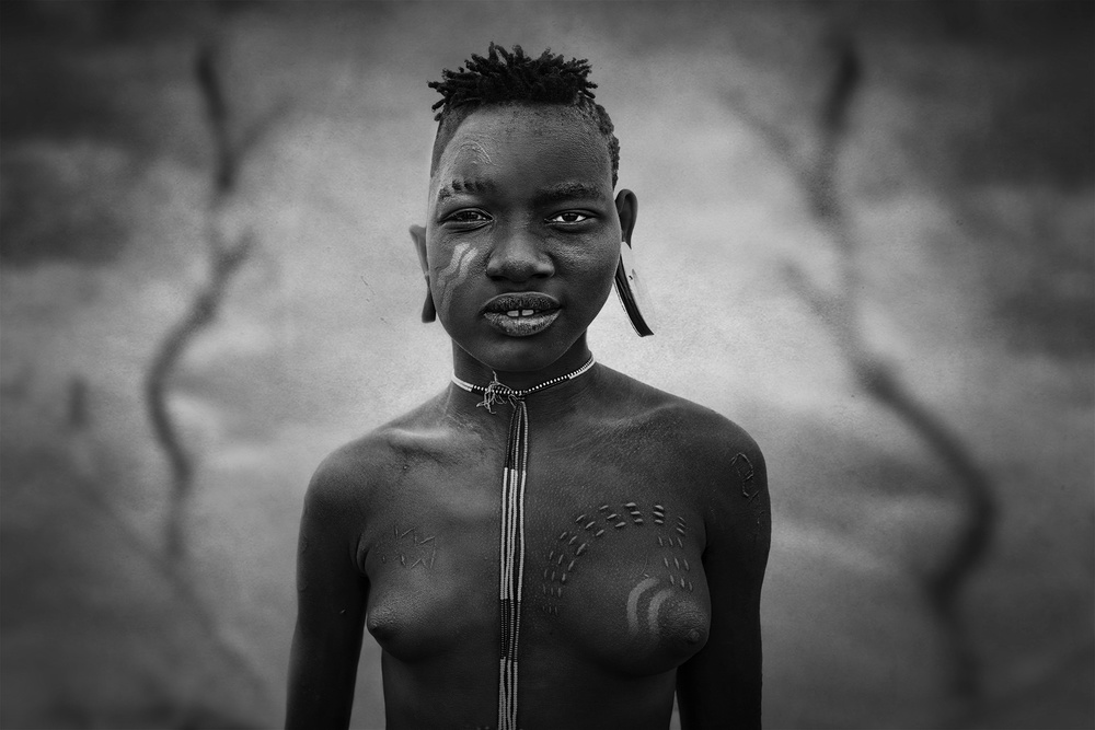 The two faces of Mursi von Svetlin Yosifov