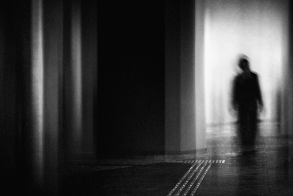 visitor... von Teruhiko Tsuchida