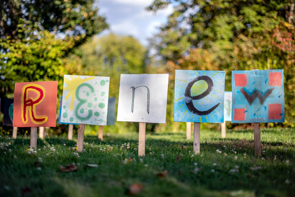 Renew von Tim Mossholder