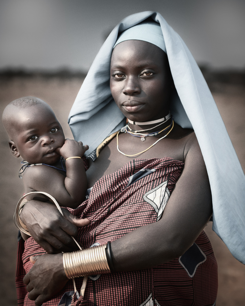 Ovanguendelengo Mother and Baby von Tori E Bohn