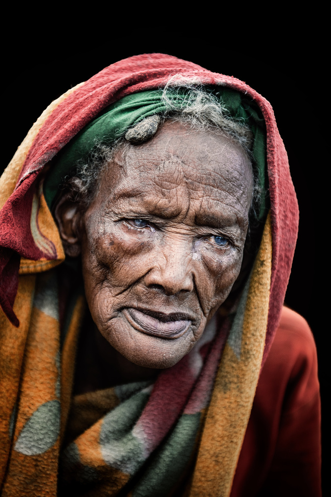 Old woman of the Konso von Trevor Cole