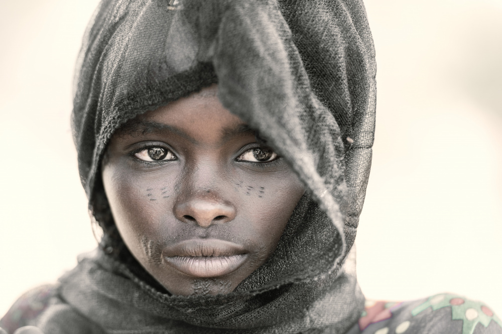 Young Wodaabe beauty von Trevor Cole