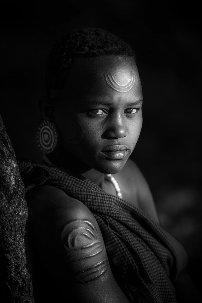 Suri tribes girl von Trevor Cole