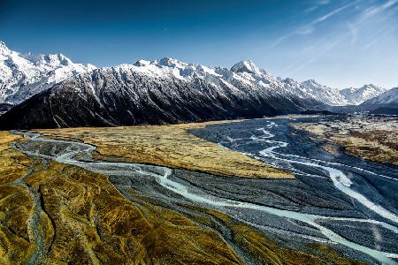 Mont Cook range and Hooker Valley