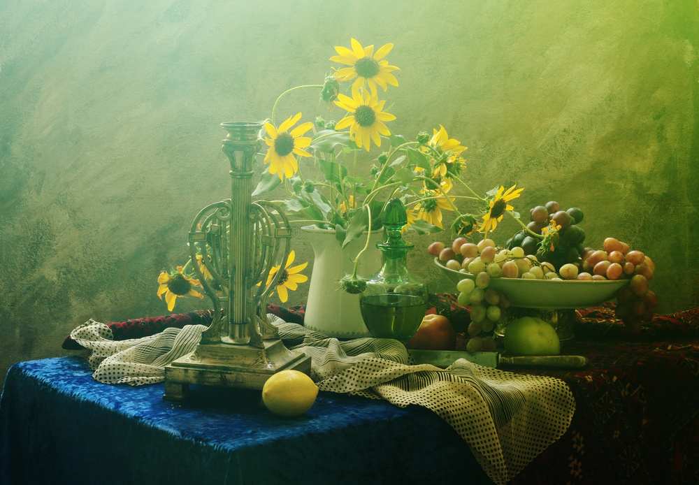 Still Life in green tones von UstinaGreen