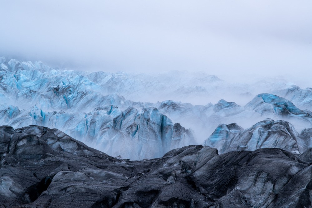 Into the glacier von Valentinos Loucaides