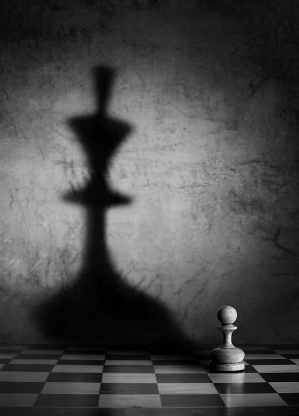 The megalomania (an improved version) von Victoria Glinka