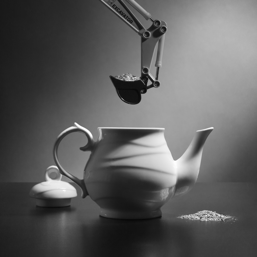 Tea at the construction site von Victoria Glinka