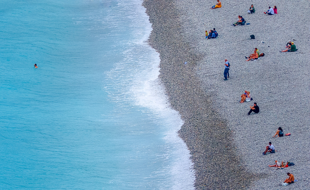 two worlds von Vio Oprea