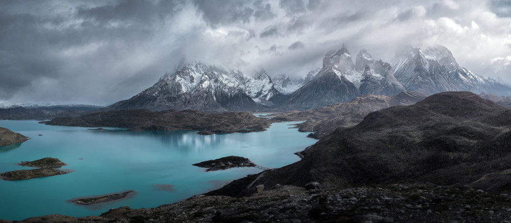 Paine Mountains and Pehoe Lake,Chile von xiawenbin