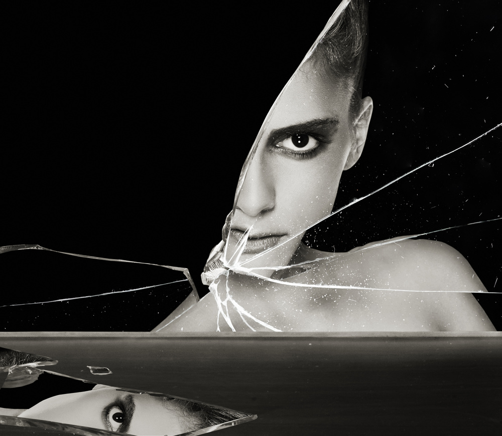 Broken illusion von XibiaoHuang