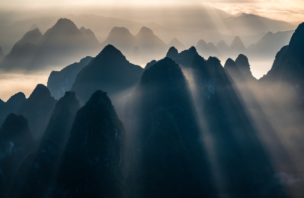 Heavens Light von Ye Naing Wynn