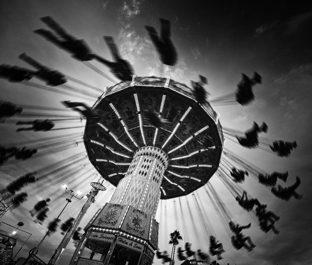 Wave Swinger von Yi Fan