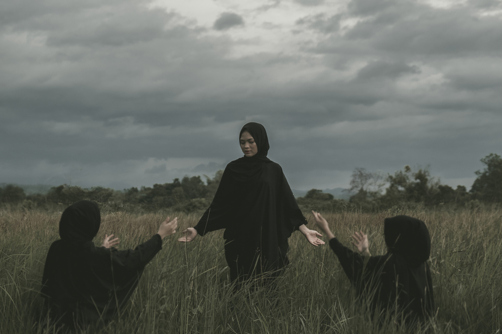 The Worshipper von Yoga Praditya