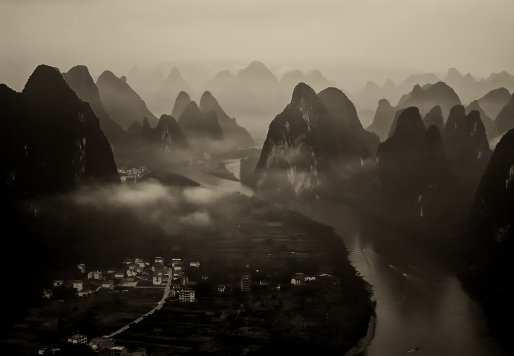 Guilin, morning von Yu Cheng