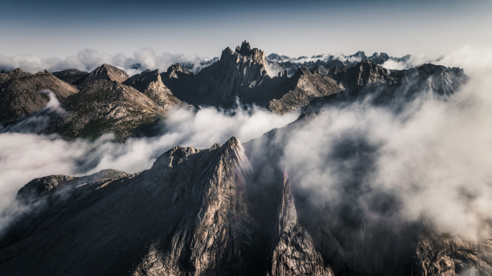 Blade throne von Yuan Cui